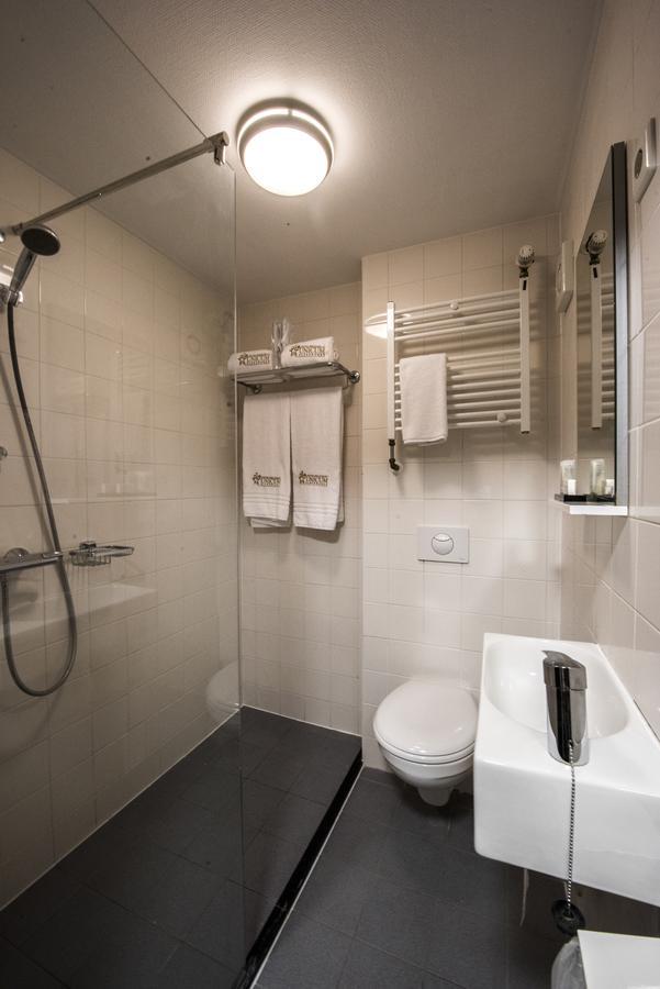 Hotel-Restaurant Unicum Elzenhagen Poeldijk المظهر الخارجي الصورة
